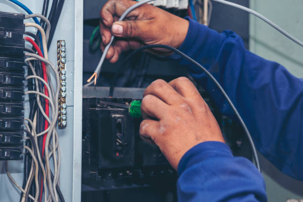 Best Emergency Electrical Repair  in Hickman, NE